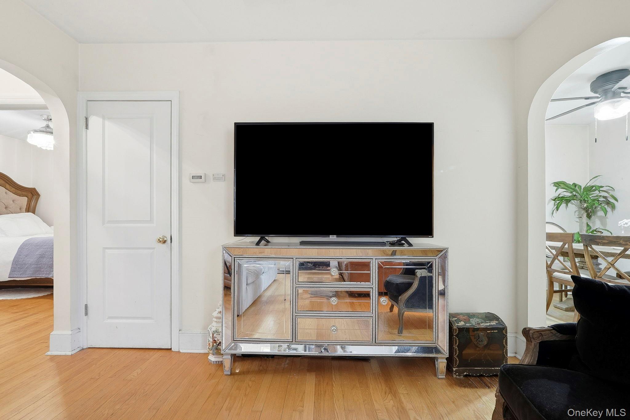 #10 photo, 46 Mitchell Avenue, 뉴욕주 Poughkeepsie , NY 12603