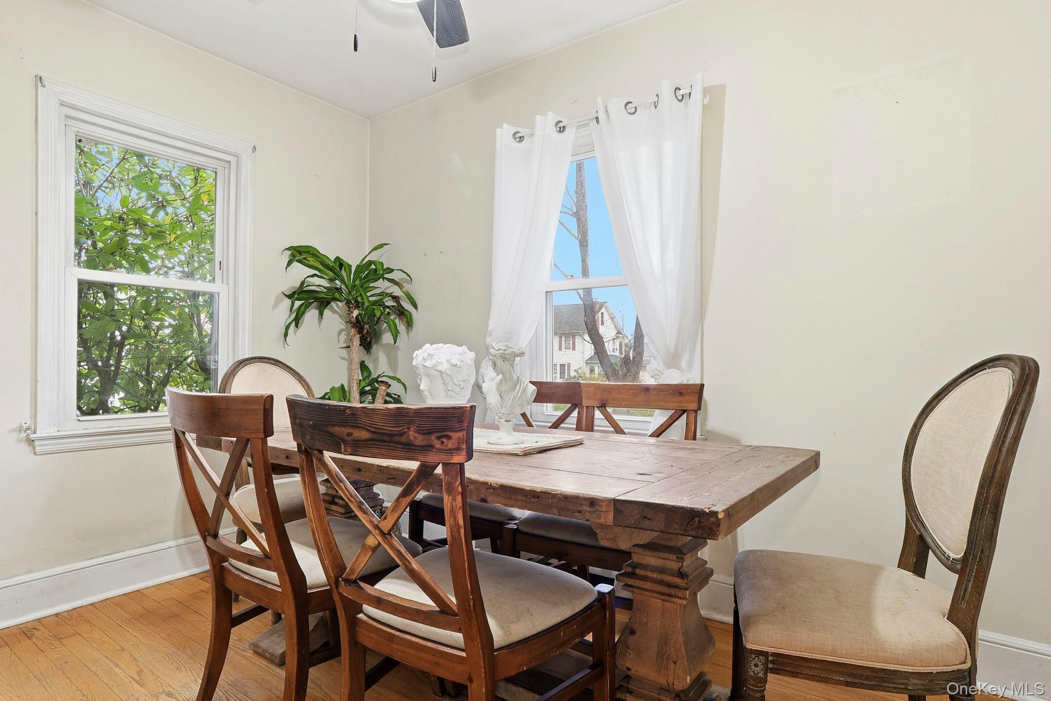 #12 photo, 46 Mitchell Avenue, 뉴욕주 Poughkeepsie , NY 12603