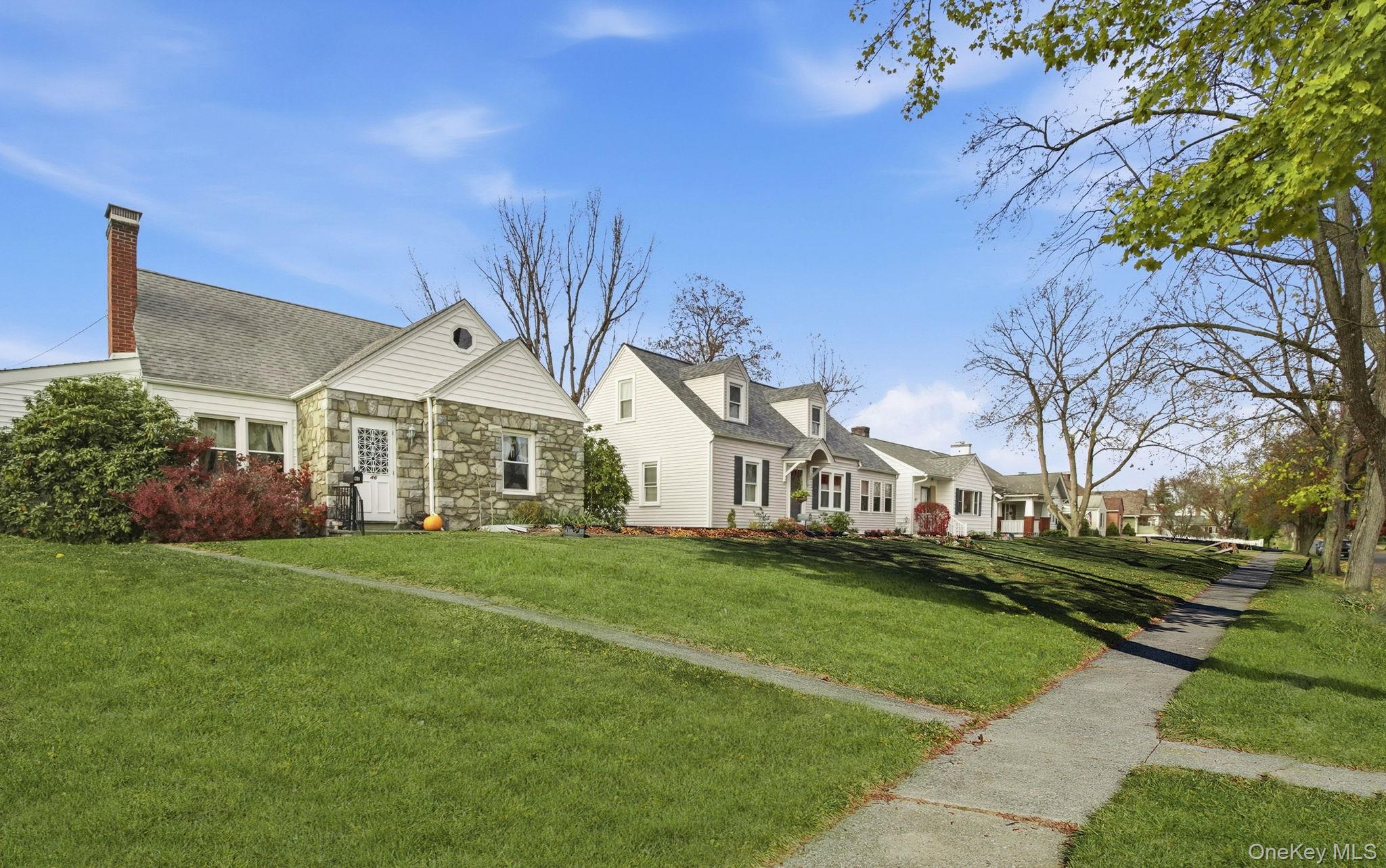 #2 photo, 46 Mitchell Avenue, 뉴욕주 Poughkeepsie , NY 12603