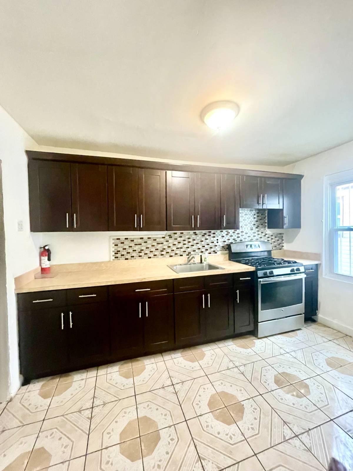 #13 photo, 91-26 183 st, hollis , NY 11423