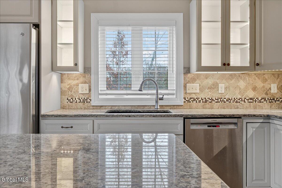 #13 photo, 18 Lakepointe Way, 纽约州 Stillwater , NY 12866