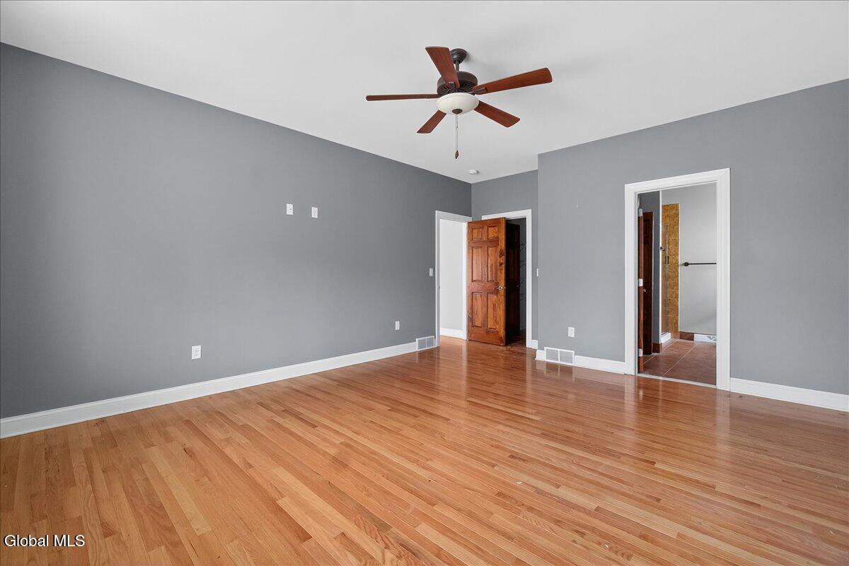 #17 photo, 18 Lakepointe Way, 纽约州 Stillwater , NY 12866