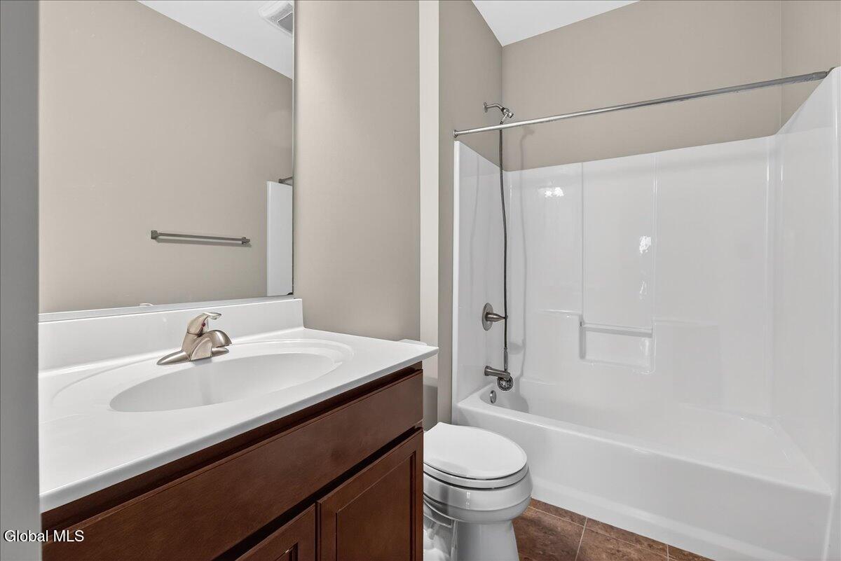 #28 photo, 18 Lakepointe Way, 纽约州 Stillwater , NY 12866