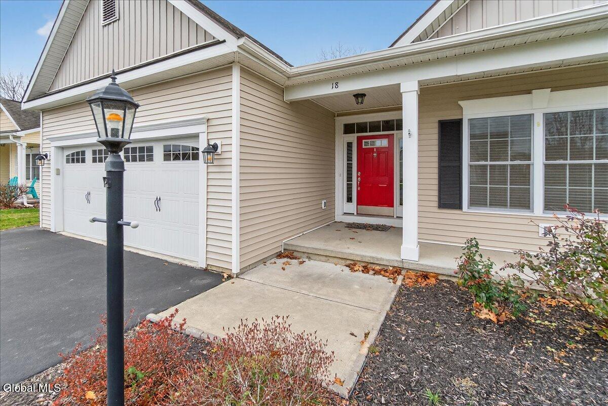 #3 photo, 18 Lakepointe Way, 纽约州 Stillwater , NY 12866