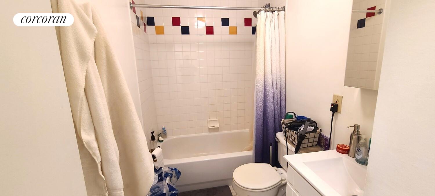 #7 photo, Astoria, Astoria , NY 11106