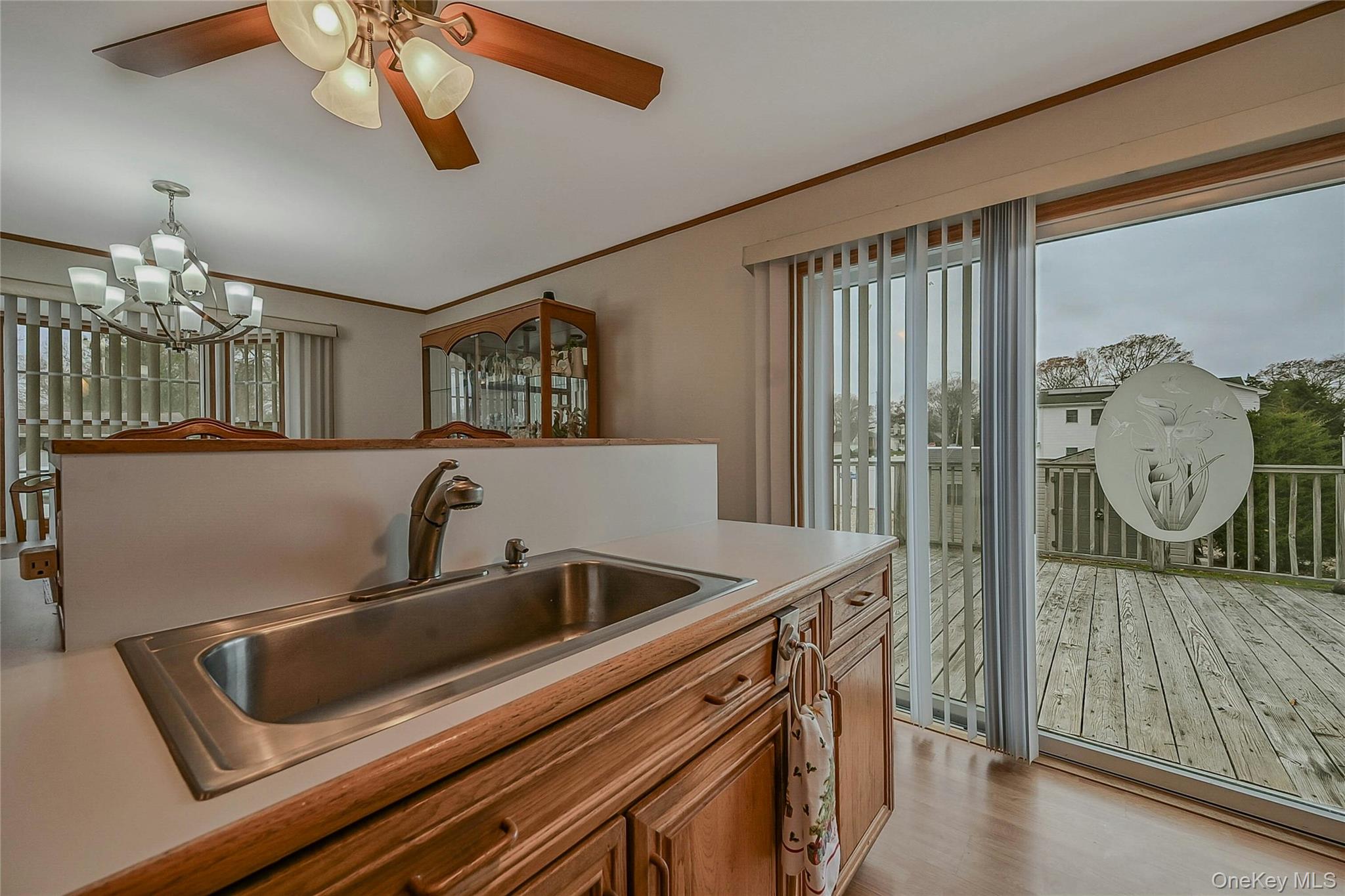 #17 photo, 66 Rosemary Place, מחוז סאפוק East Islip , NY 11730