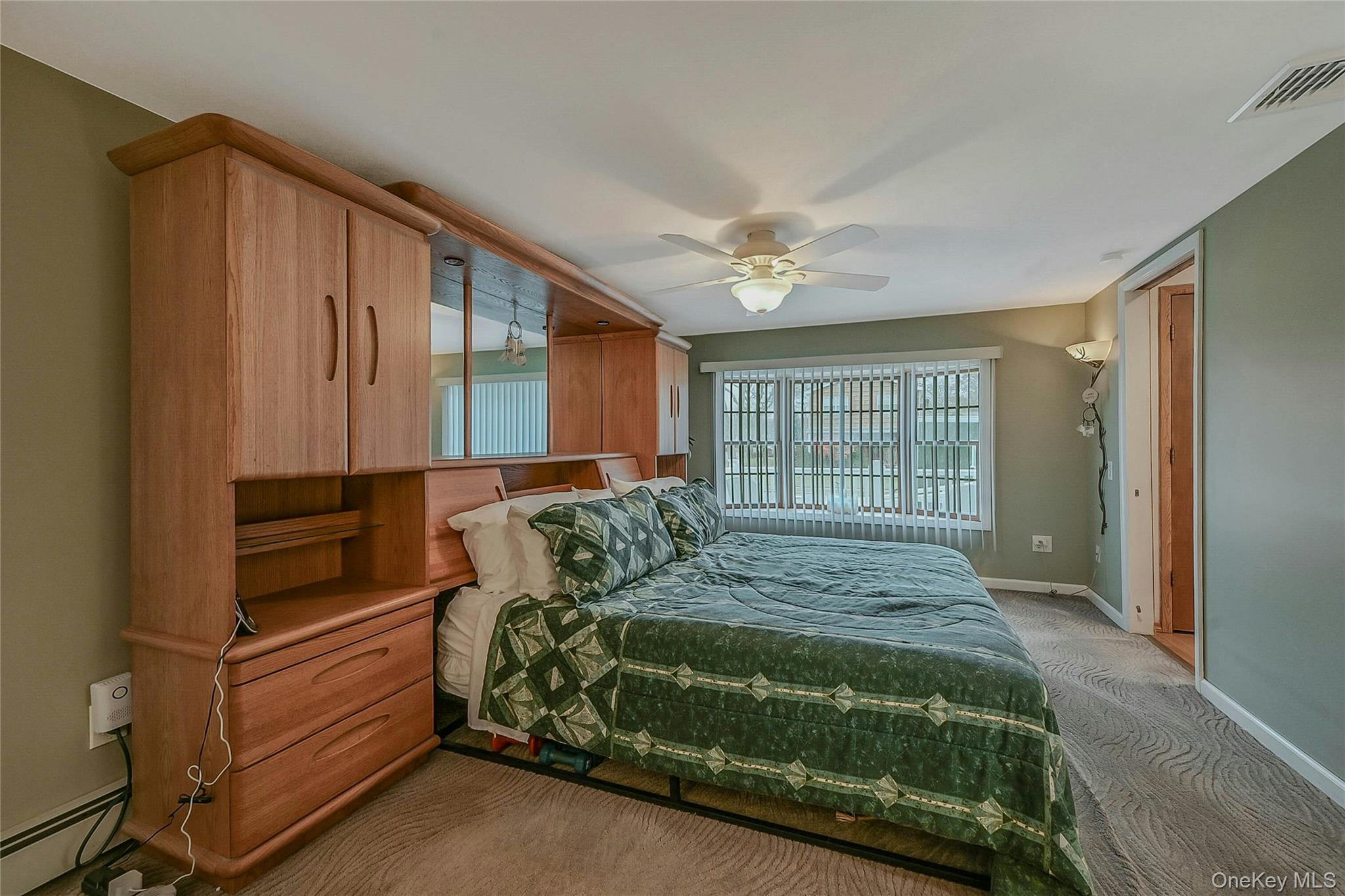 #20 photo, 66 Rosemary Place, מחוז סאפוק East Islip , NY 11730