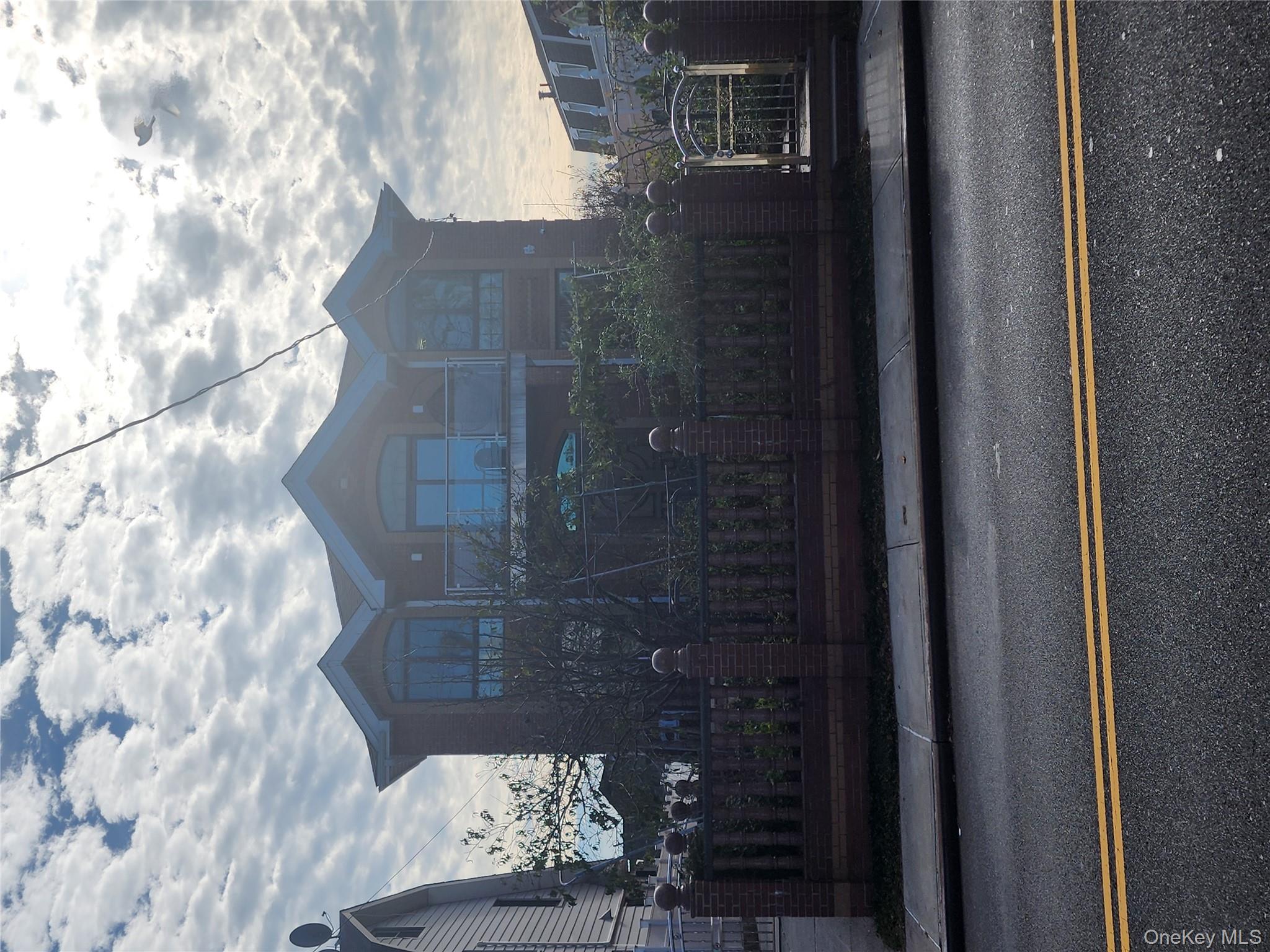 #1 photo, 13910 14th Avenue, 뉴욕퀸즈 Whitestone , NY 11357