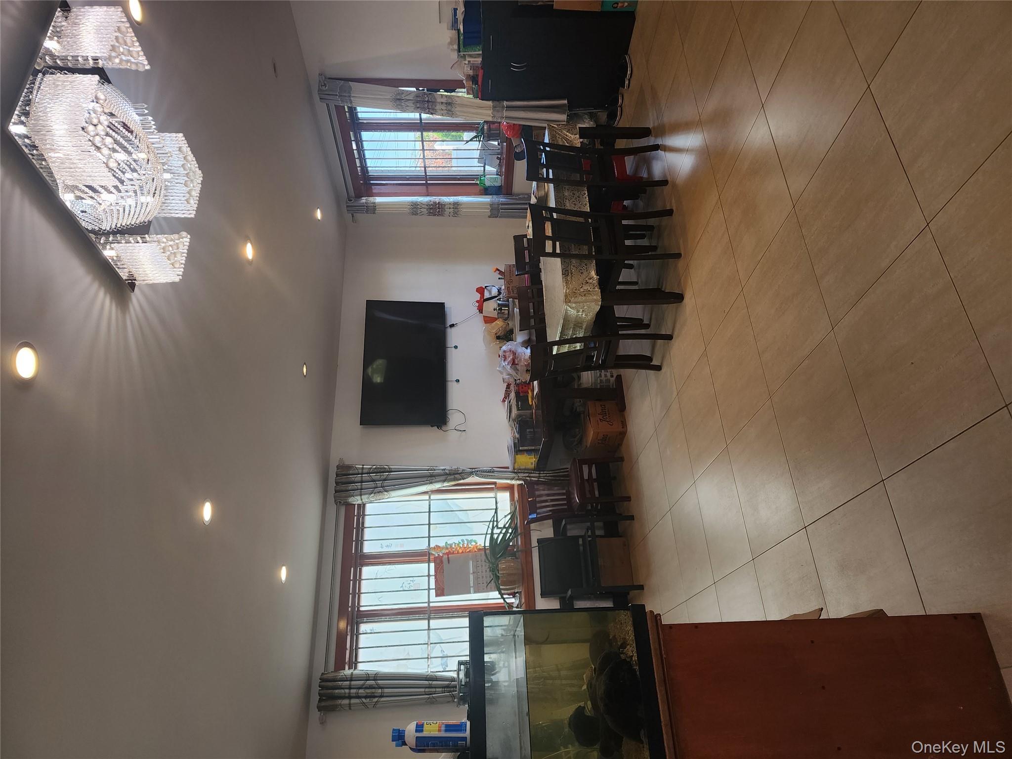 #4 photo, 13910 14th Avenue, 뉴욕퀸즈 Whitestone , NY 11357