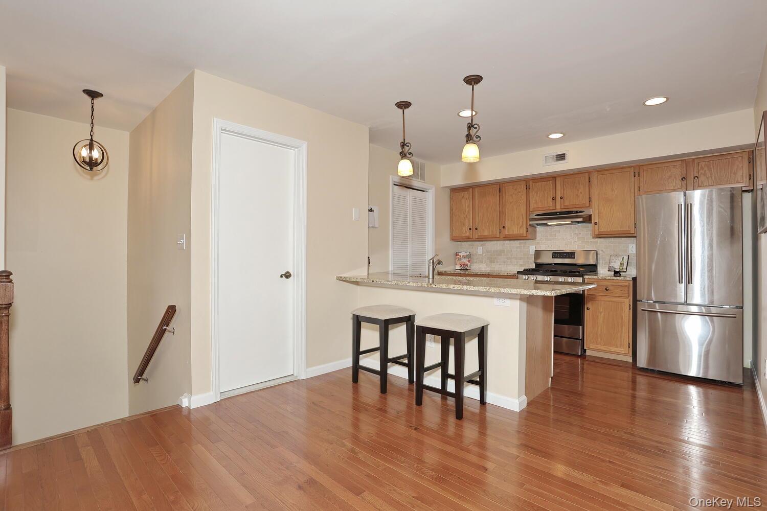 #9 photo, 262 E Crooked Hill Road, Pearl River , NY 10965