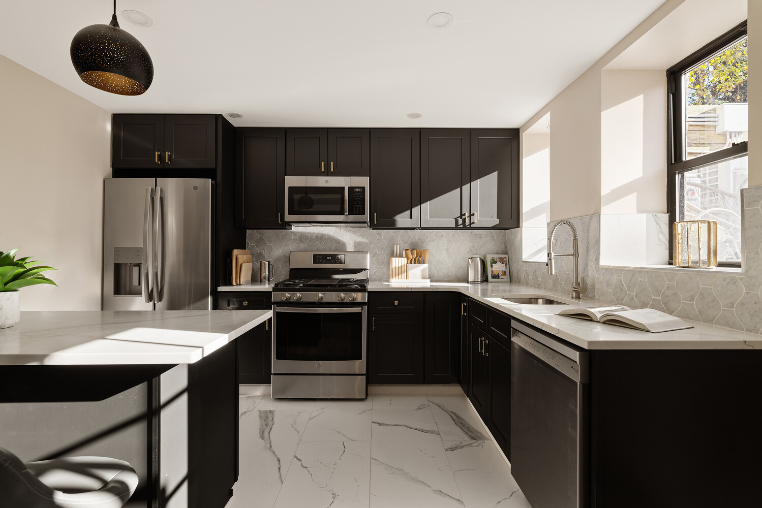 #7 photo, 172 SCHAEFER Street, Bushwick , NY 11207