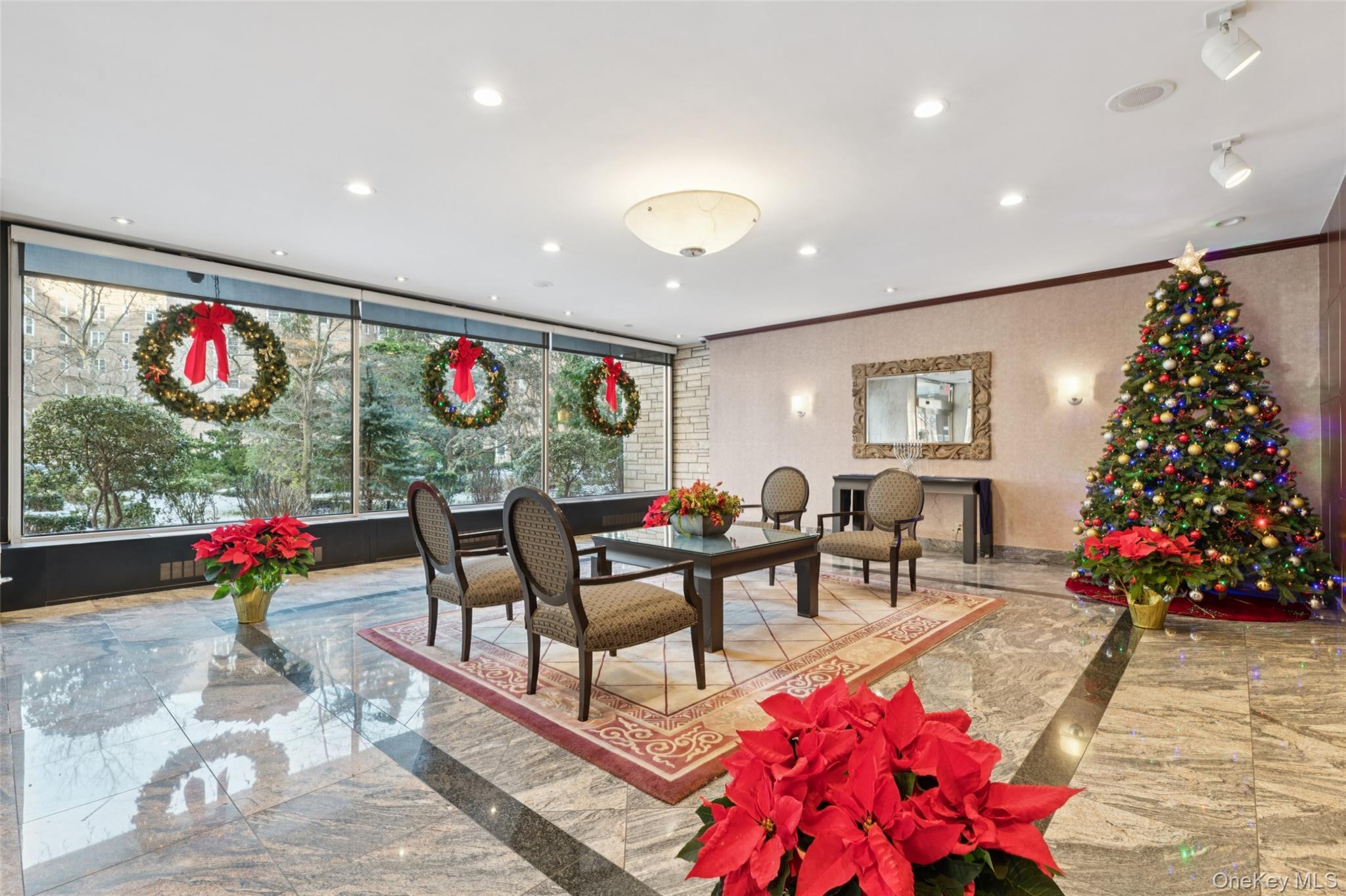 #9 photo, 111-20 73rd Avenue, Forest Hills , NY 11375