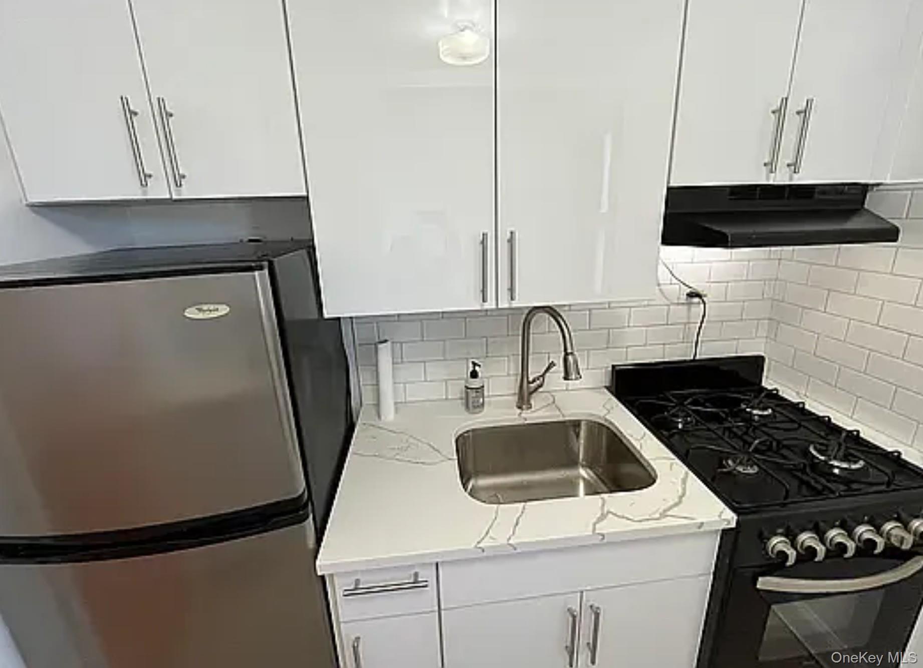 #8 photo, 76-10 34th Avenue, 皇后区 杰克逊高地 Jackson Heights , NY 11372