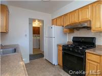 #5 photo, 61-36 233rd Street, קווינס Bayside , NY 11364