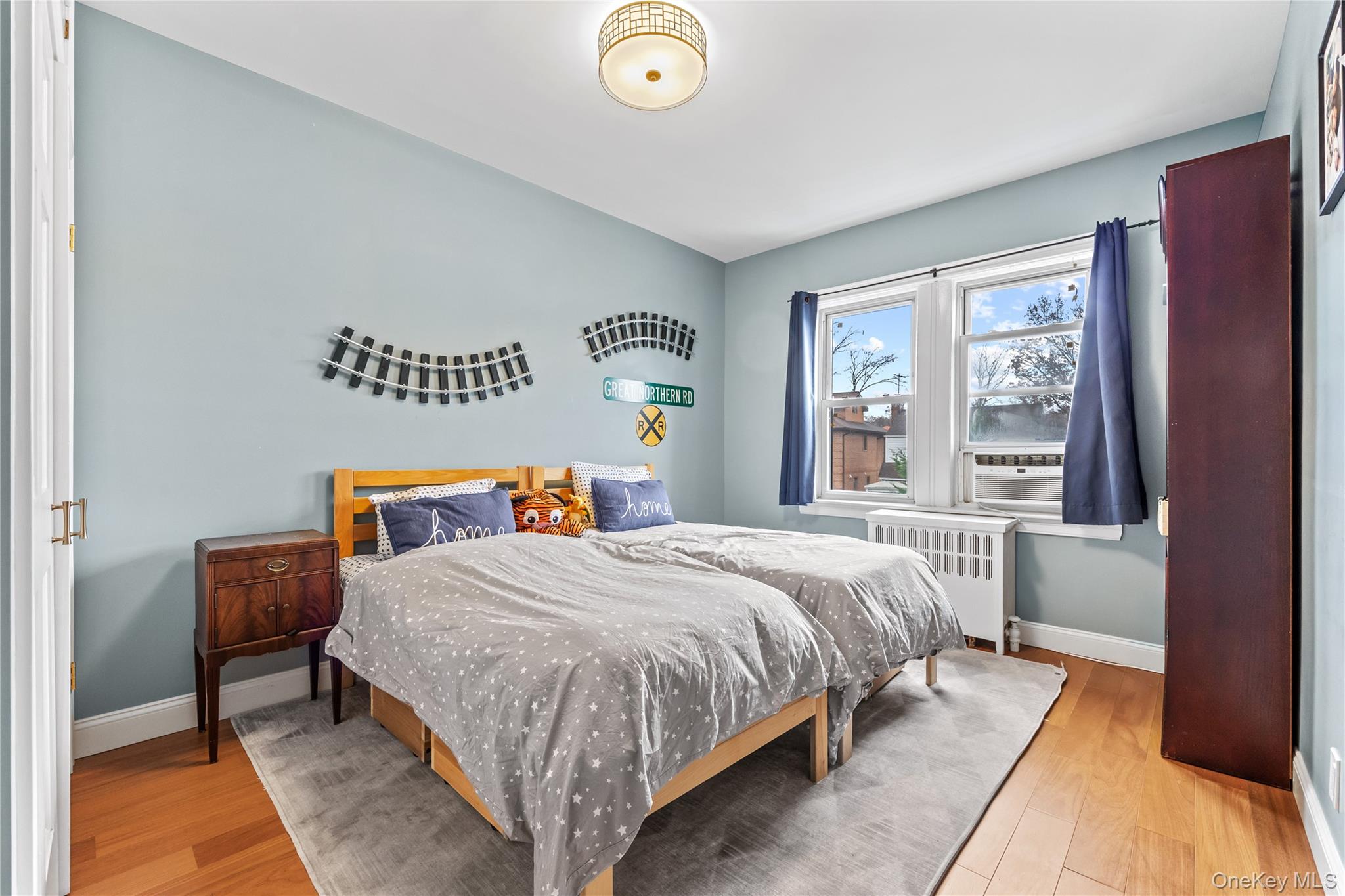 #15 photo, 32-20 213th Street, Куинс ‖ Bayside , NY 11361