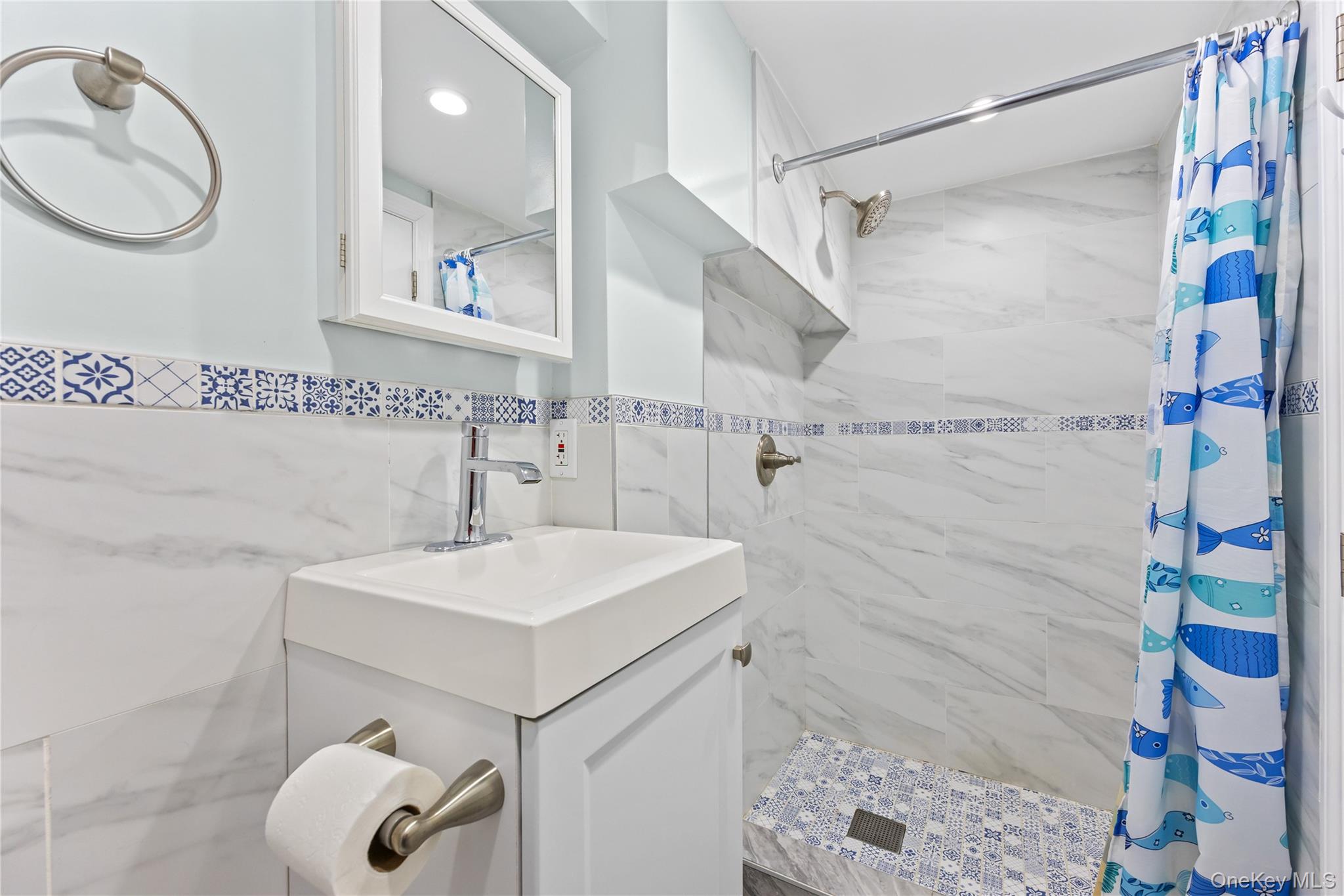 #19 photo, 32-20 213th Street, Куинс ‖ Bayside , NY 11361