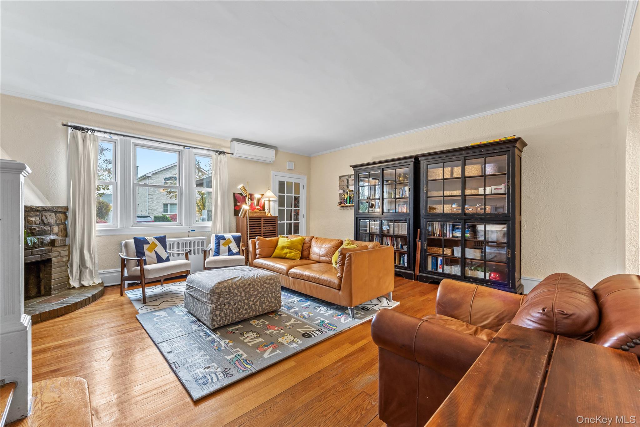 #2 photo, 32-20 213th Street, Куинс ‖ Bayside , NY 11361