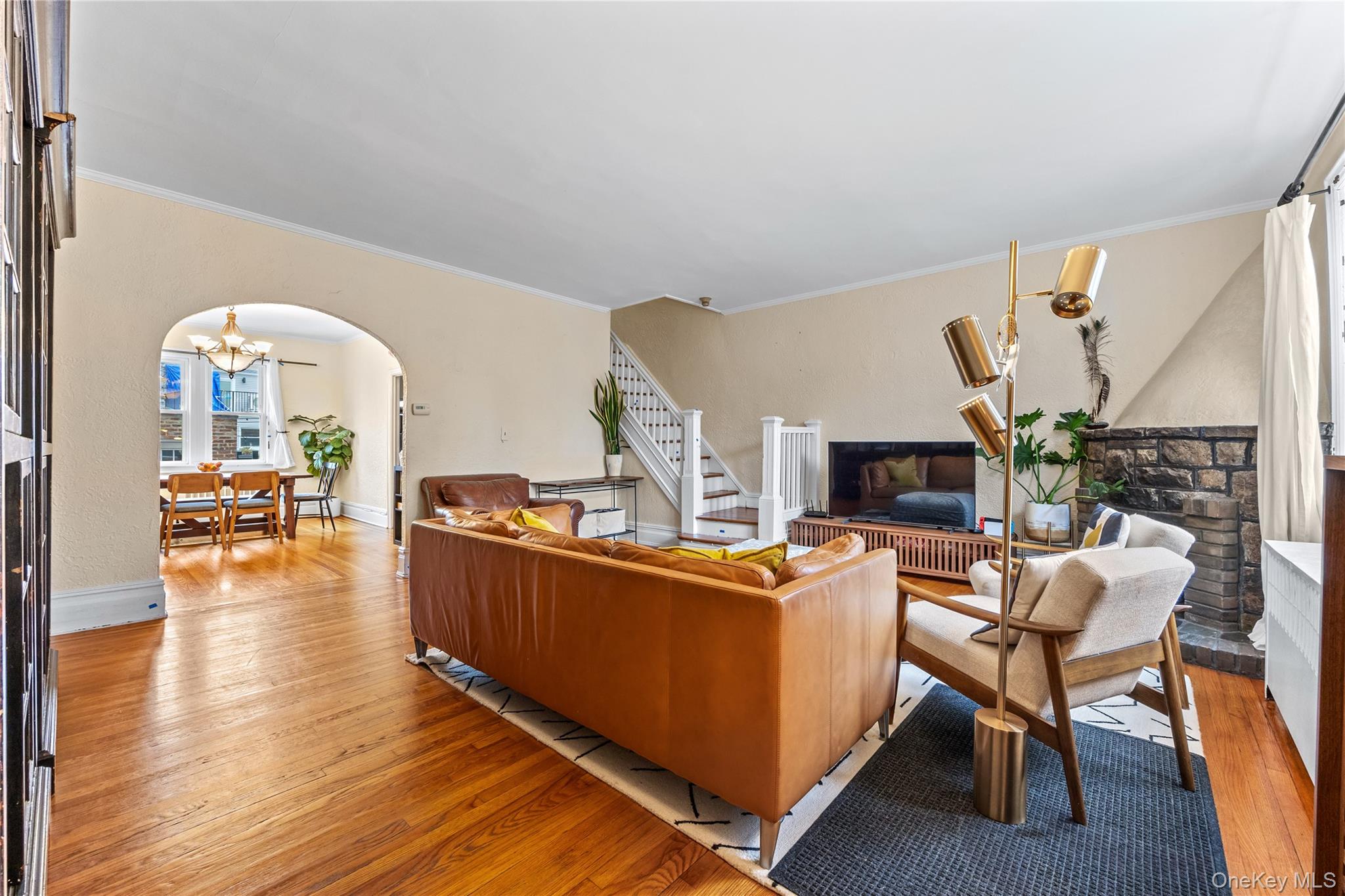 #4 photo, 32-20 213th Street, Куинс ‖ Bayside , NY 11361