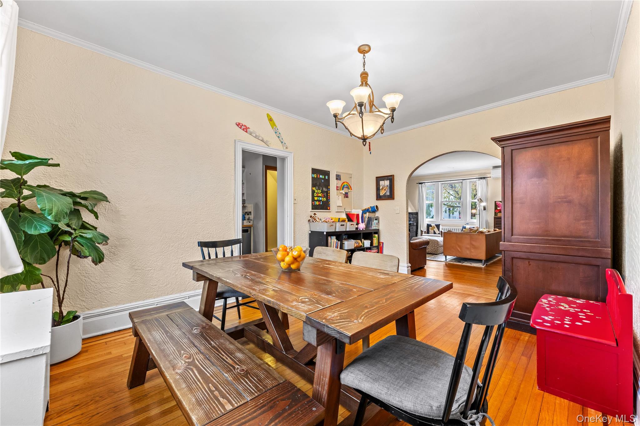 #7 photo, 32-20 213th Street, Куинс ‖ Bayside , NY 11361