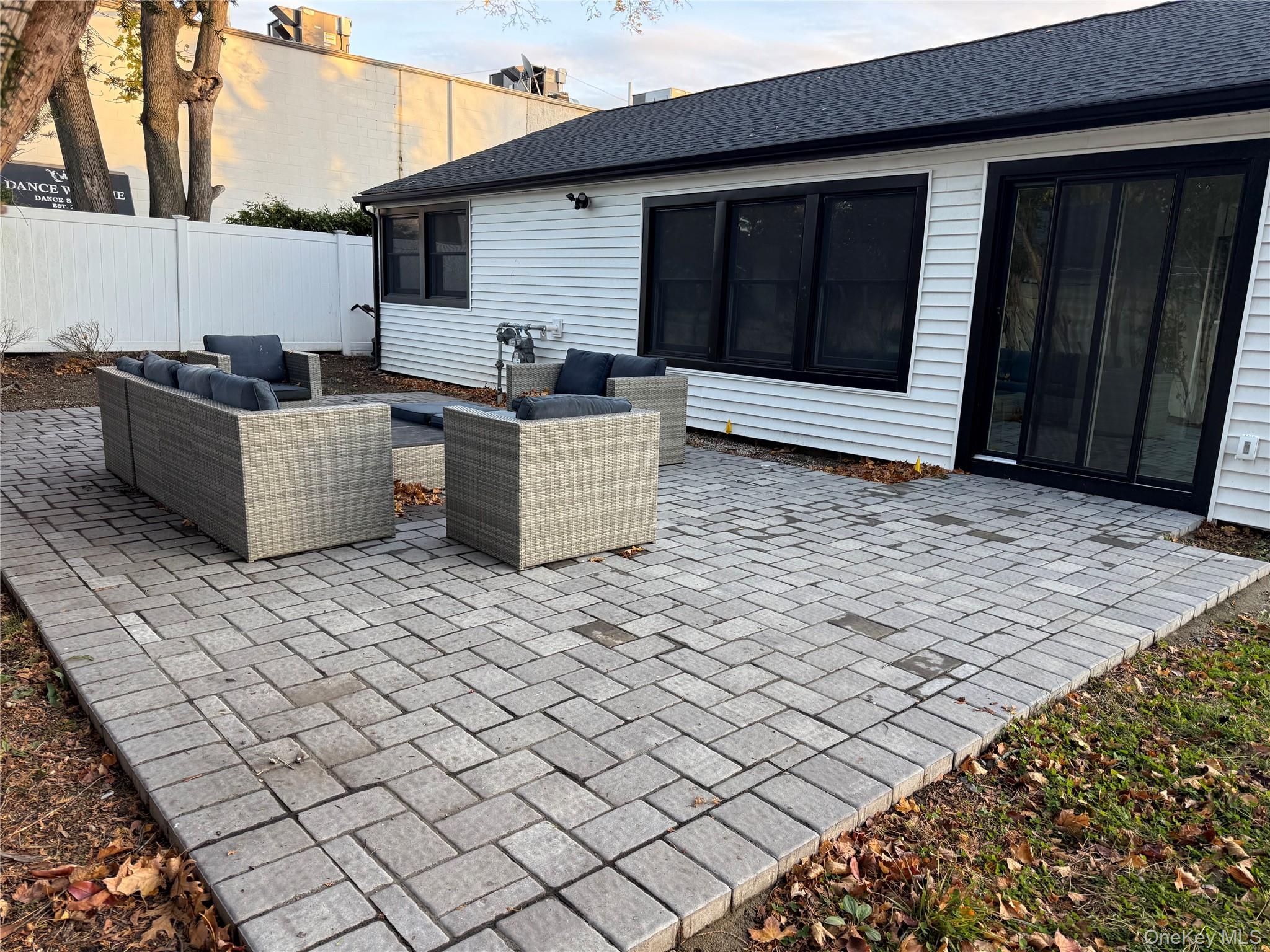 #7 photo, 2 Park Avenue, नासाउ काउंटी Greenvale , NY 11548