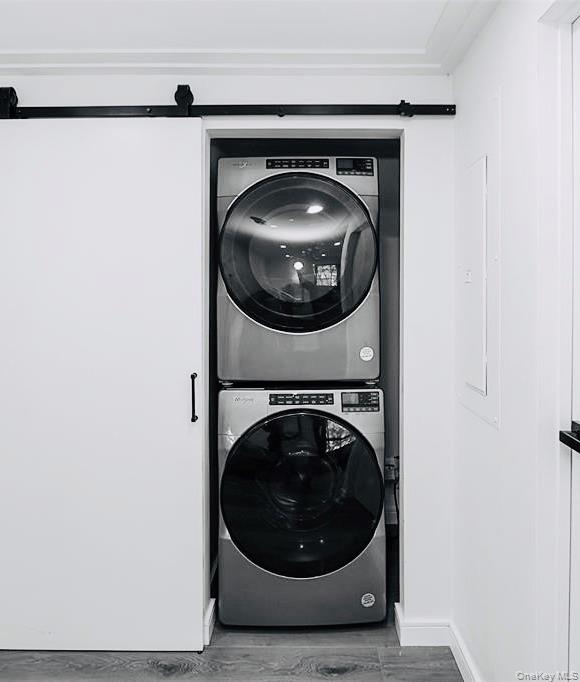 #9 photo, 2 Park Avenue, नासाउ काउंटी Greenvale , NY 11548