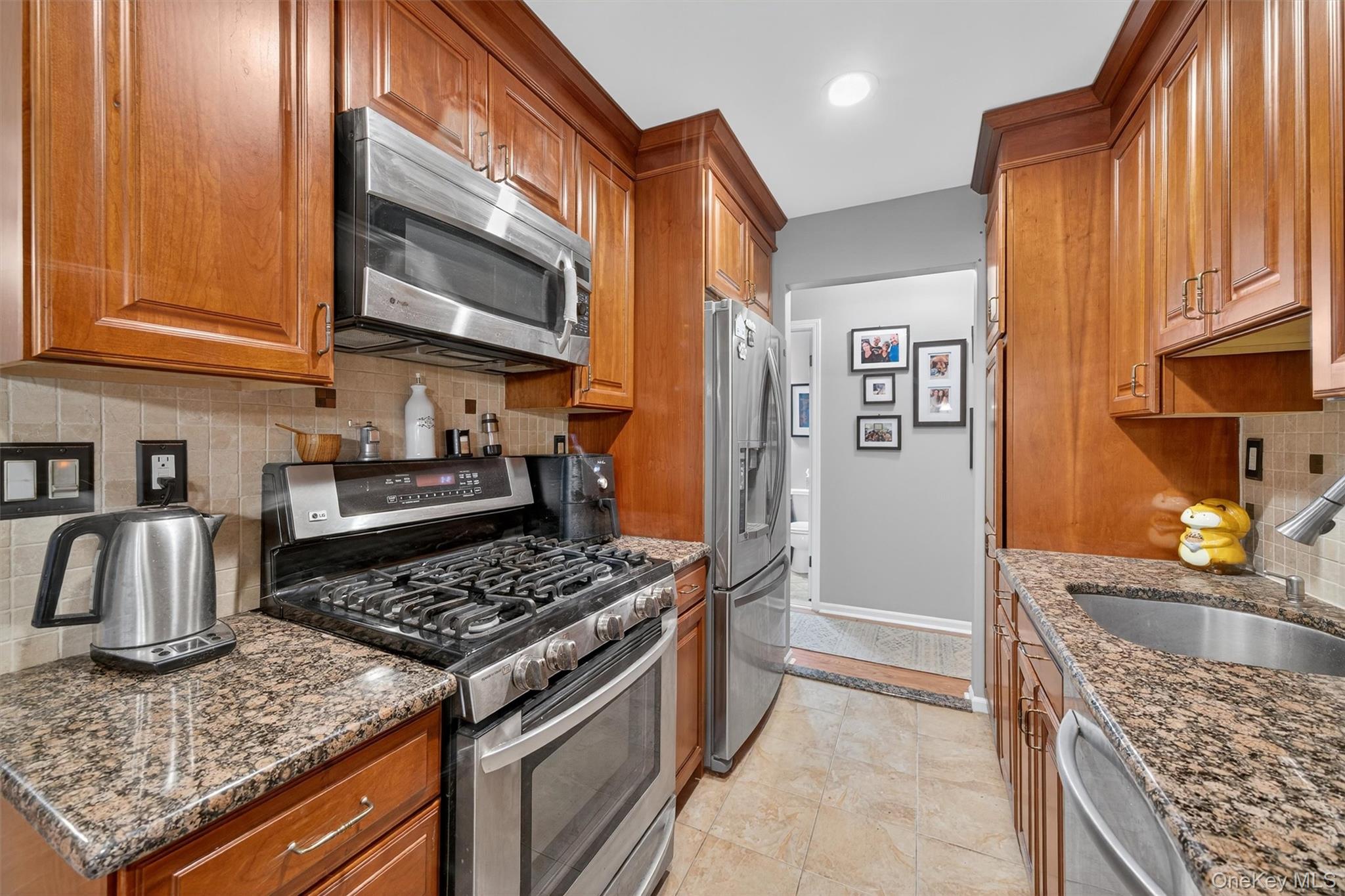 #13 photo, 52 Milford Lane, Suffern , NY 10901