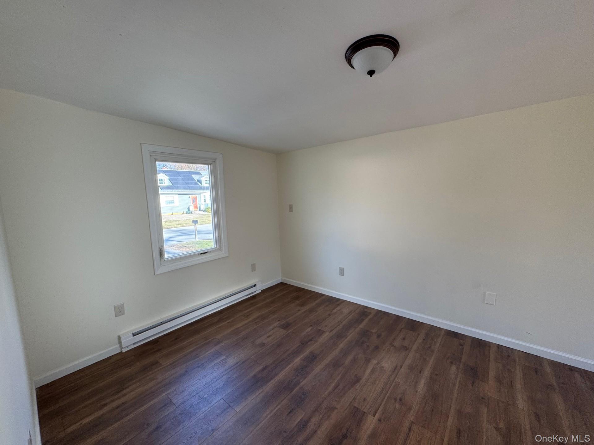 #8 photo, 4 Morris Drive, 뉴욕주 Hyde Park , NY 12538