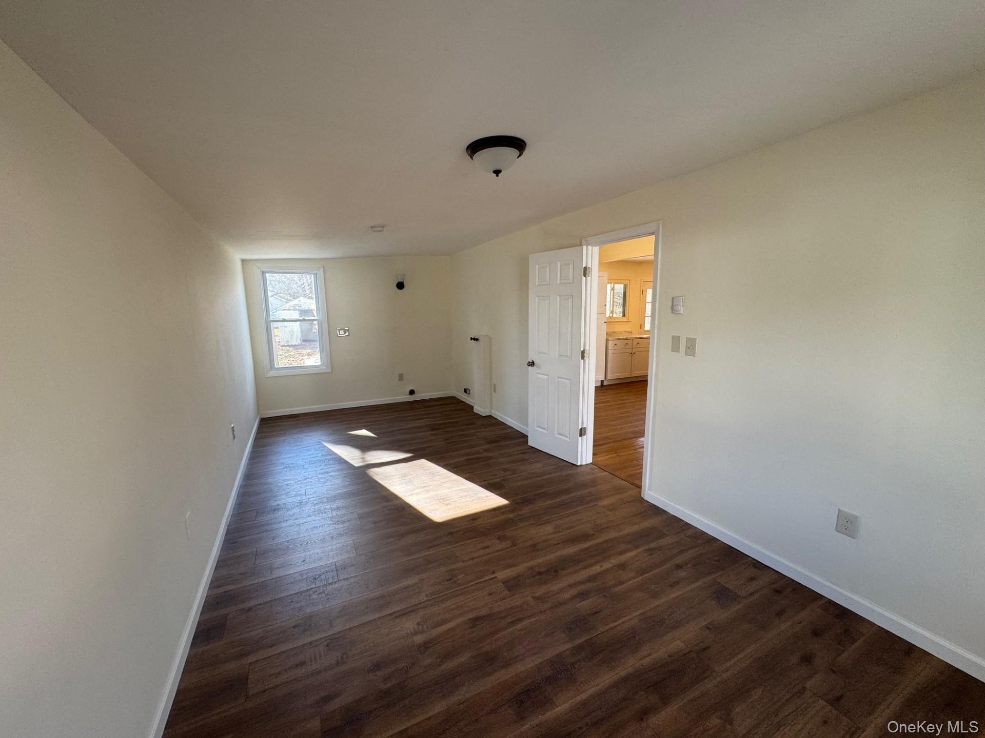 #9 photo, 4 Morris Drive, 뉴욕주 Hyde Park , NY 12538