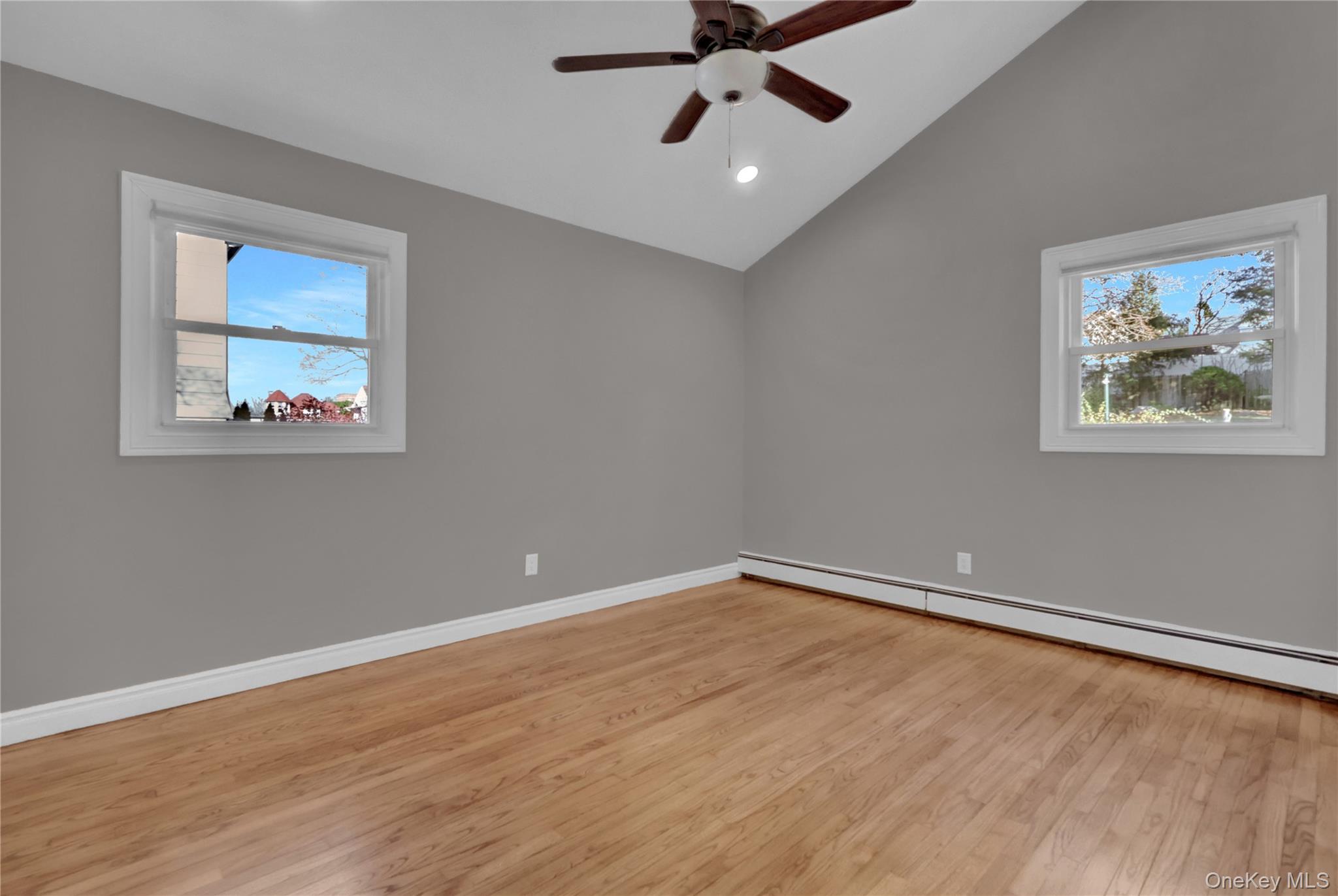 #16 photo, 171 School Street, מחוז נסאו Oyster Bay , NY 11771