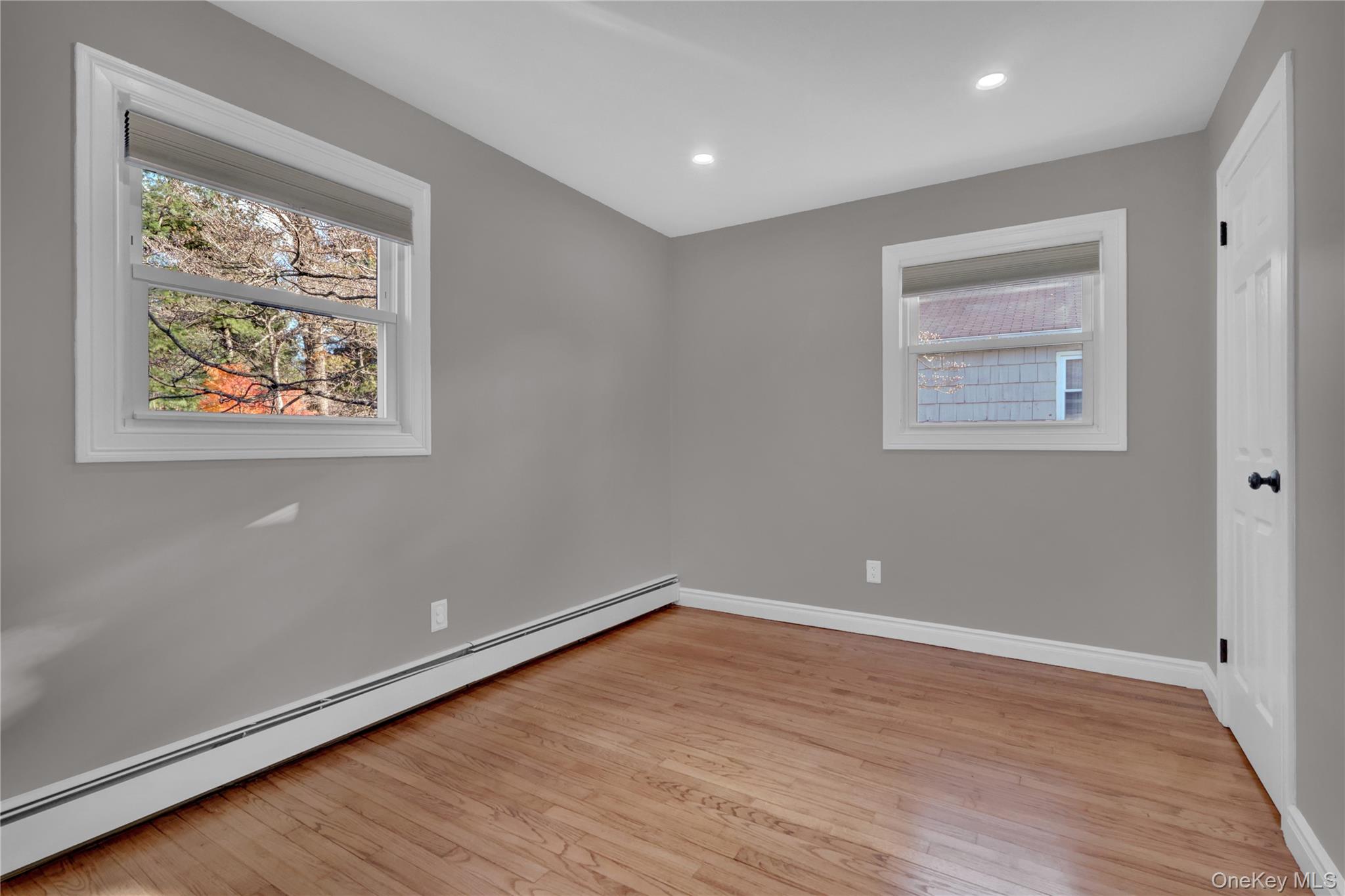 #17 photo, 171 School Street, מחוז נסאו Oyster Bay , NY 11771