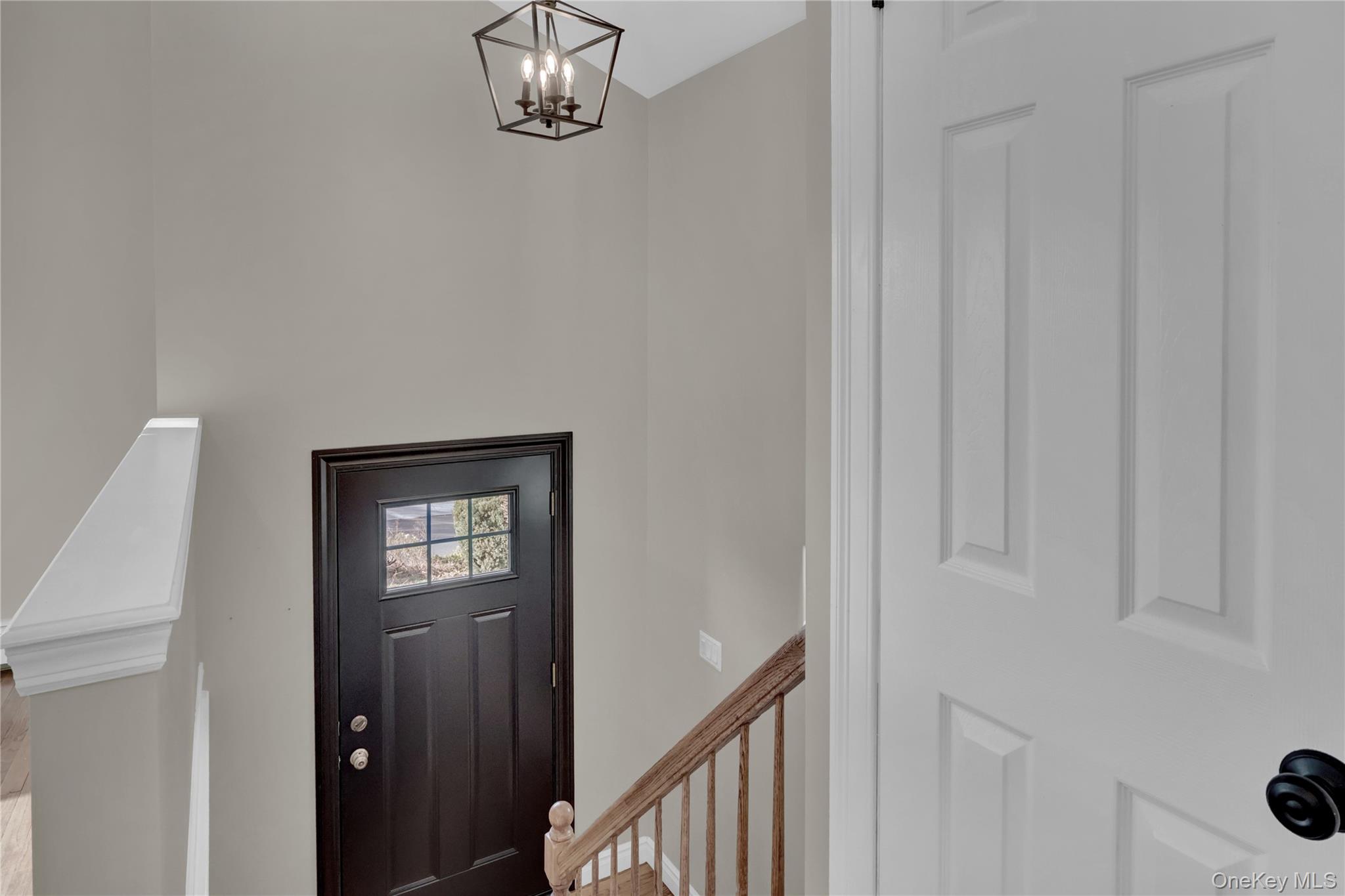 #4 photo, 171 School Street, מחוז נסאו Oyster Bay , NY 11771