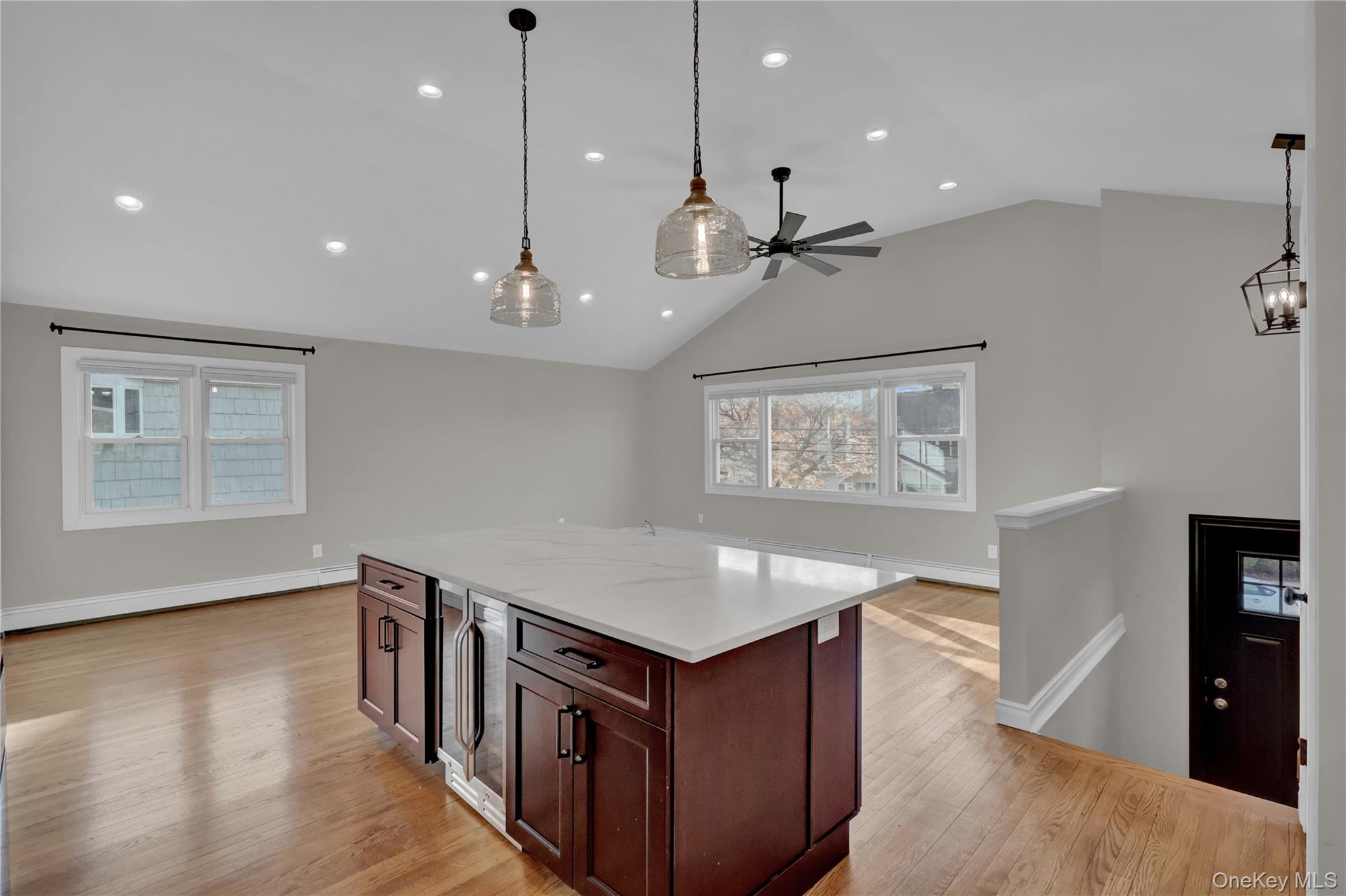 #5 photo, 171 School Street, מחוז נסאו Oyster Bay , NY 11771