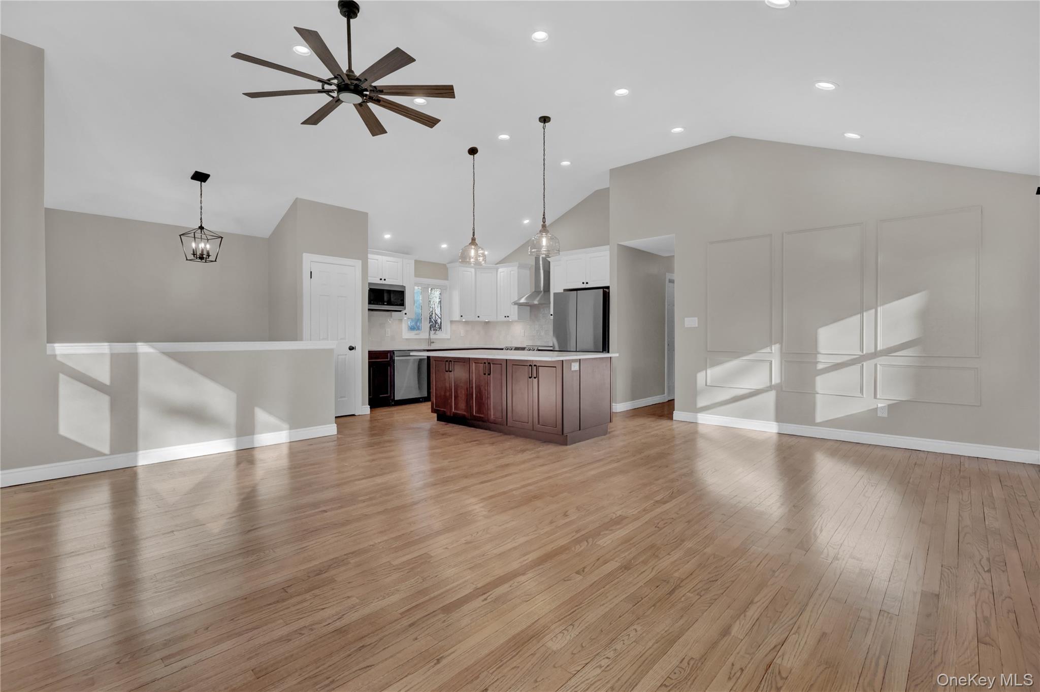 #8 photo, 171 School Street, מחוז נסאו Oyster Bay , NY 11771