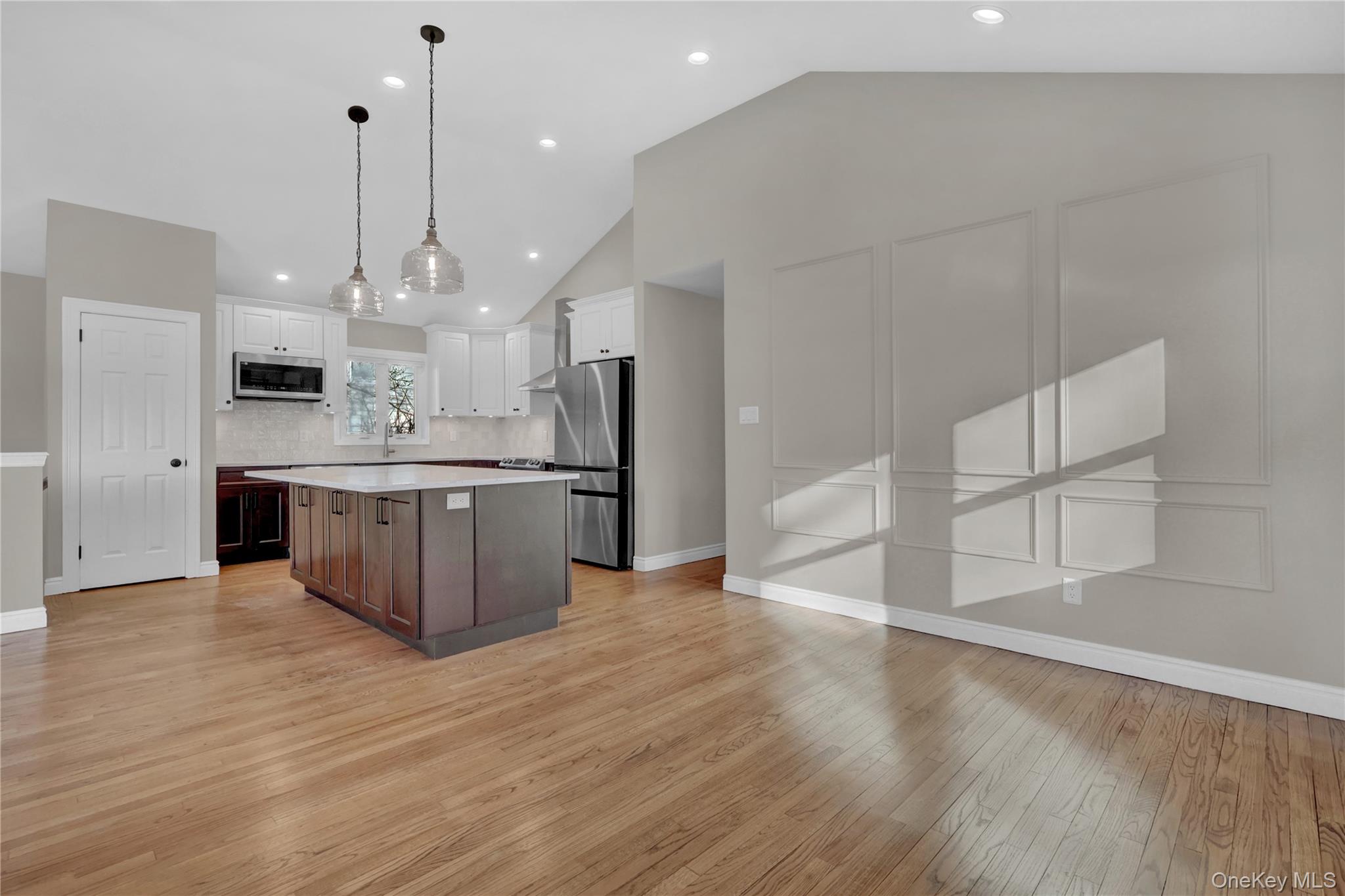 #9 photo, 171 School Street, מחוז נסאו Oyster Bay , NY 11771