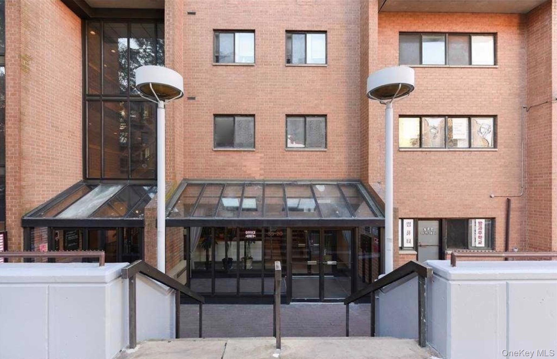 #2 photo, 3520 147th Street, Куинс ‖ Flushing , NY 11354