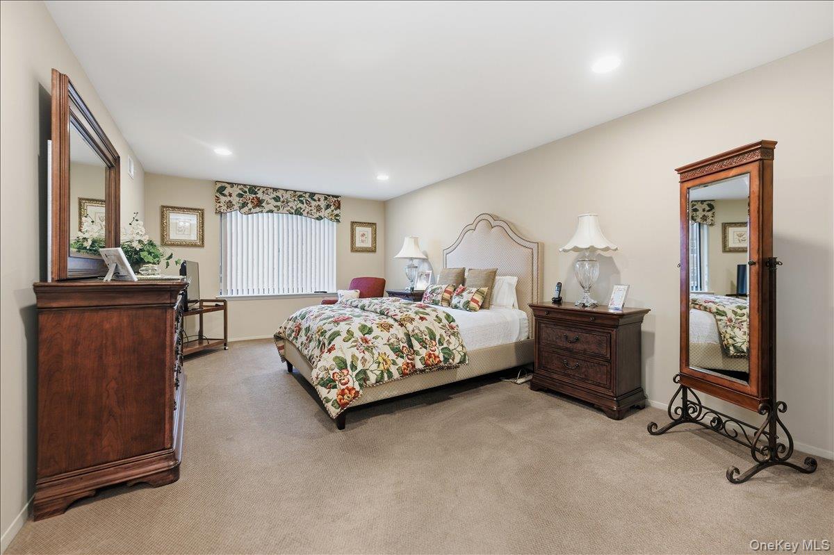 #12 photo, 99 S Park Avenue, 长岛 Rockville Centre , NY 11570