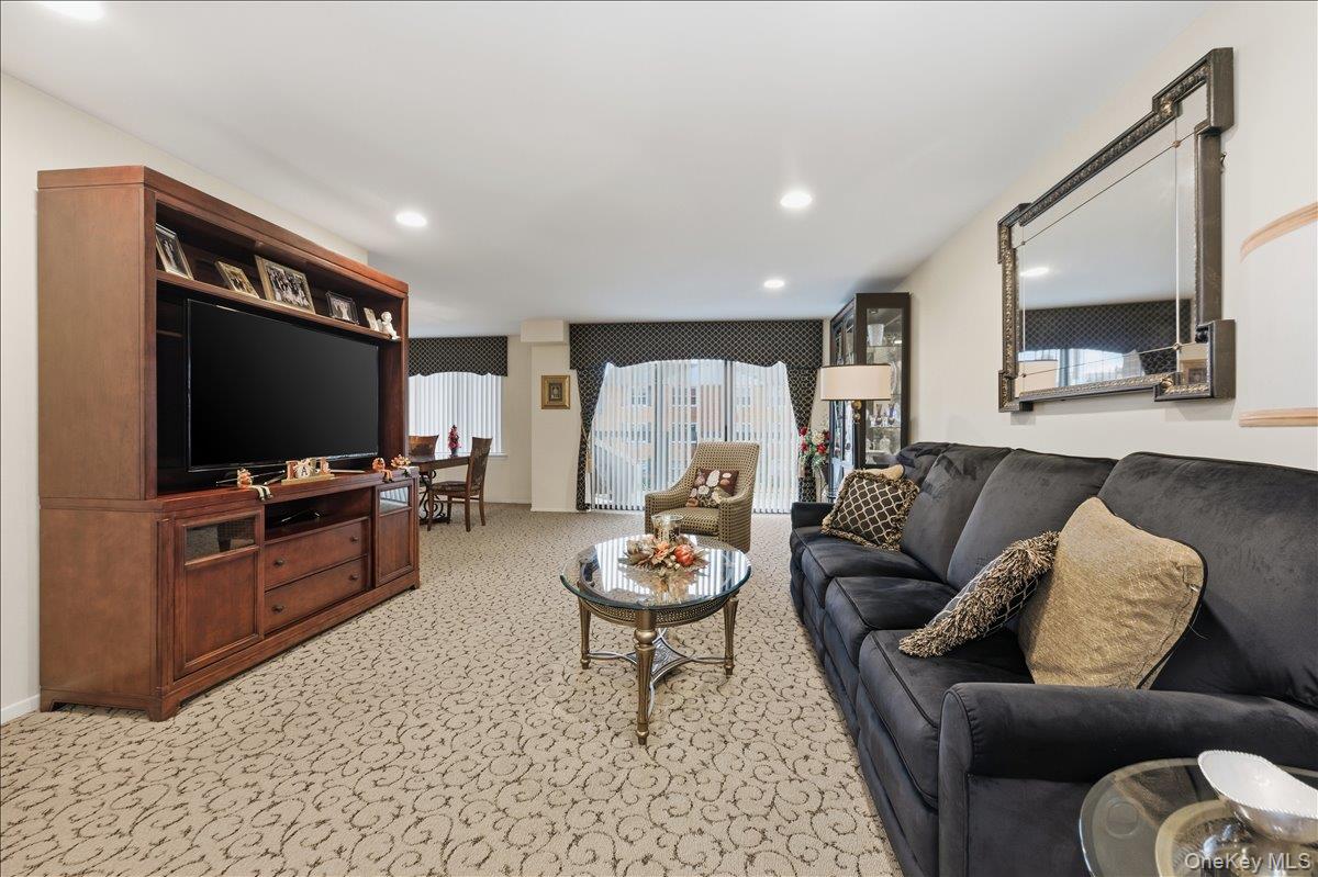 #5 photo, 99 S Park Avenue, 长岛 Rockville Centre , NY 11570