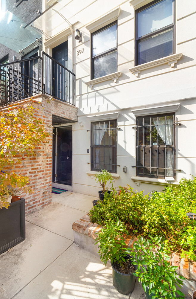 #11 photo, Brooklyn, Bedford-Stuyvesant , NY 11216