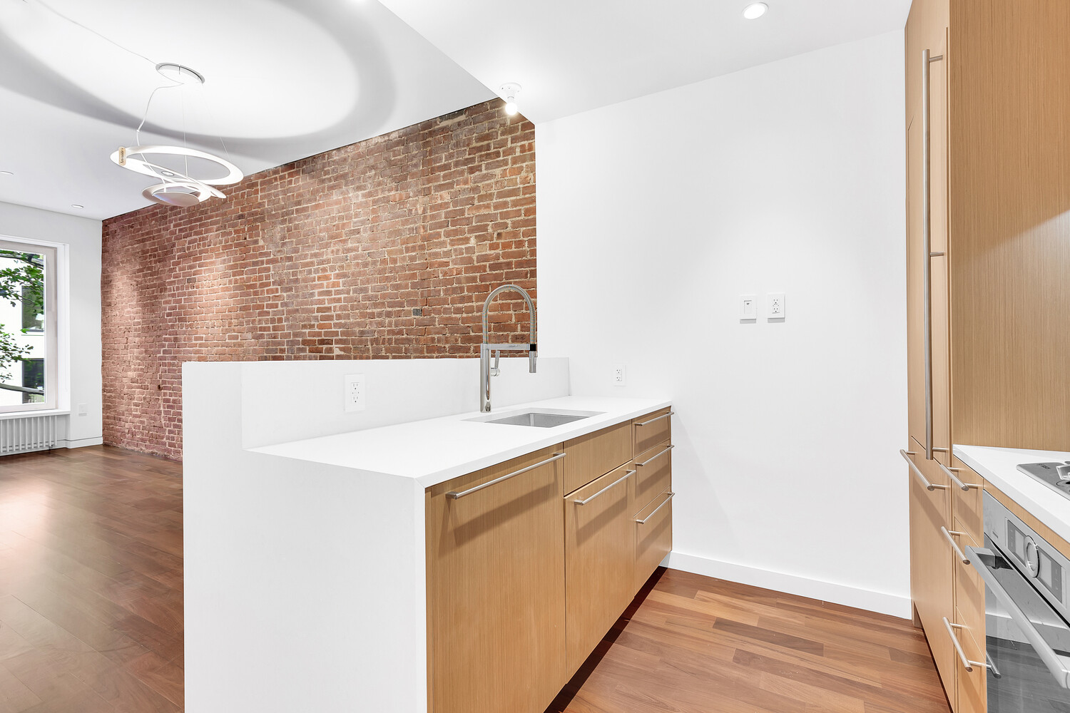 #4 photo, New York City, Yorkville , NY 10028