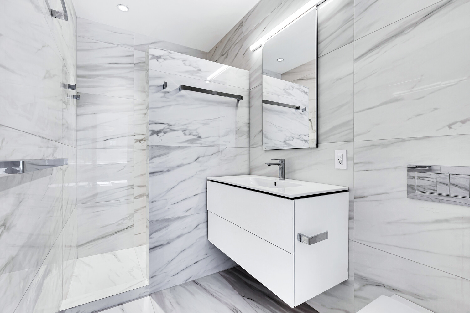 #7 photo, New York City, Yorkville , NY 10028