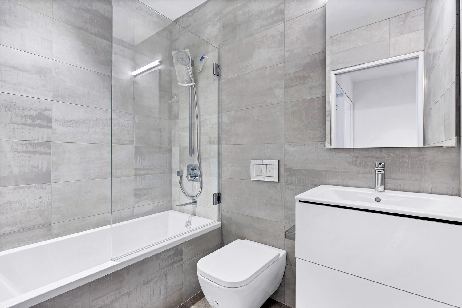 #8 photo, New York City, Yorkville , NY 10028