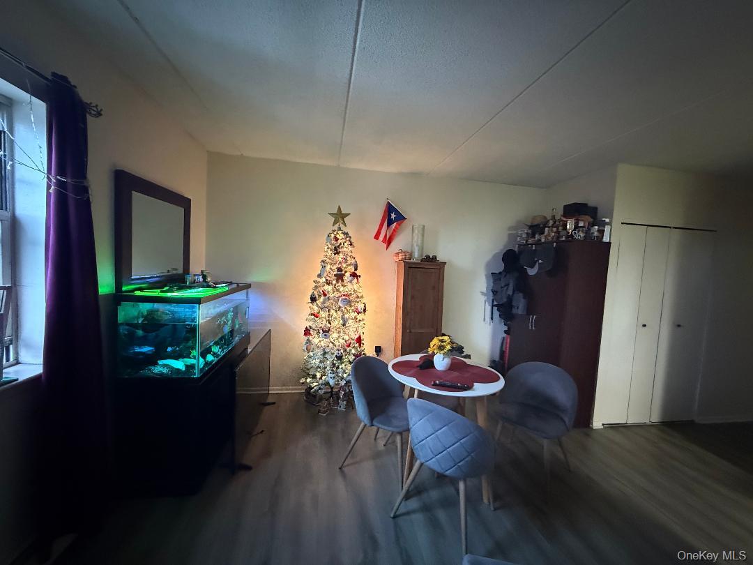 #12 photo, 827 Longfellow Avenue, 브롱크스 Bronx , NY 10474