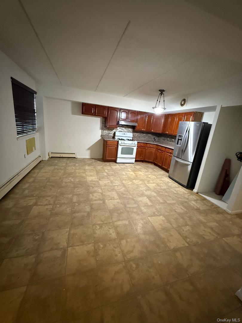 #5 photo, 827 Longfellow Avenue, 브롱크스 Bronx , NY 10474