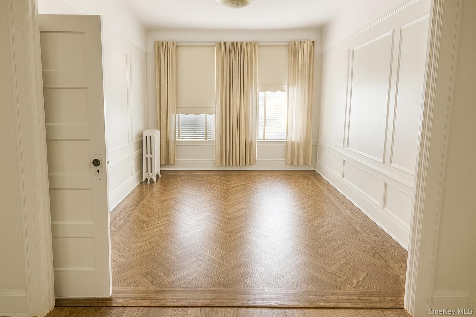 #8 photo, 4718 39th Place, कुईंस Sunnyside , NY 11104