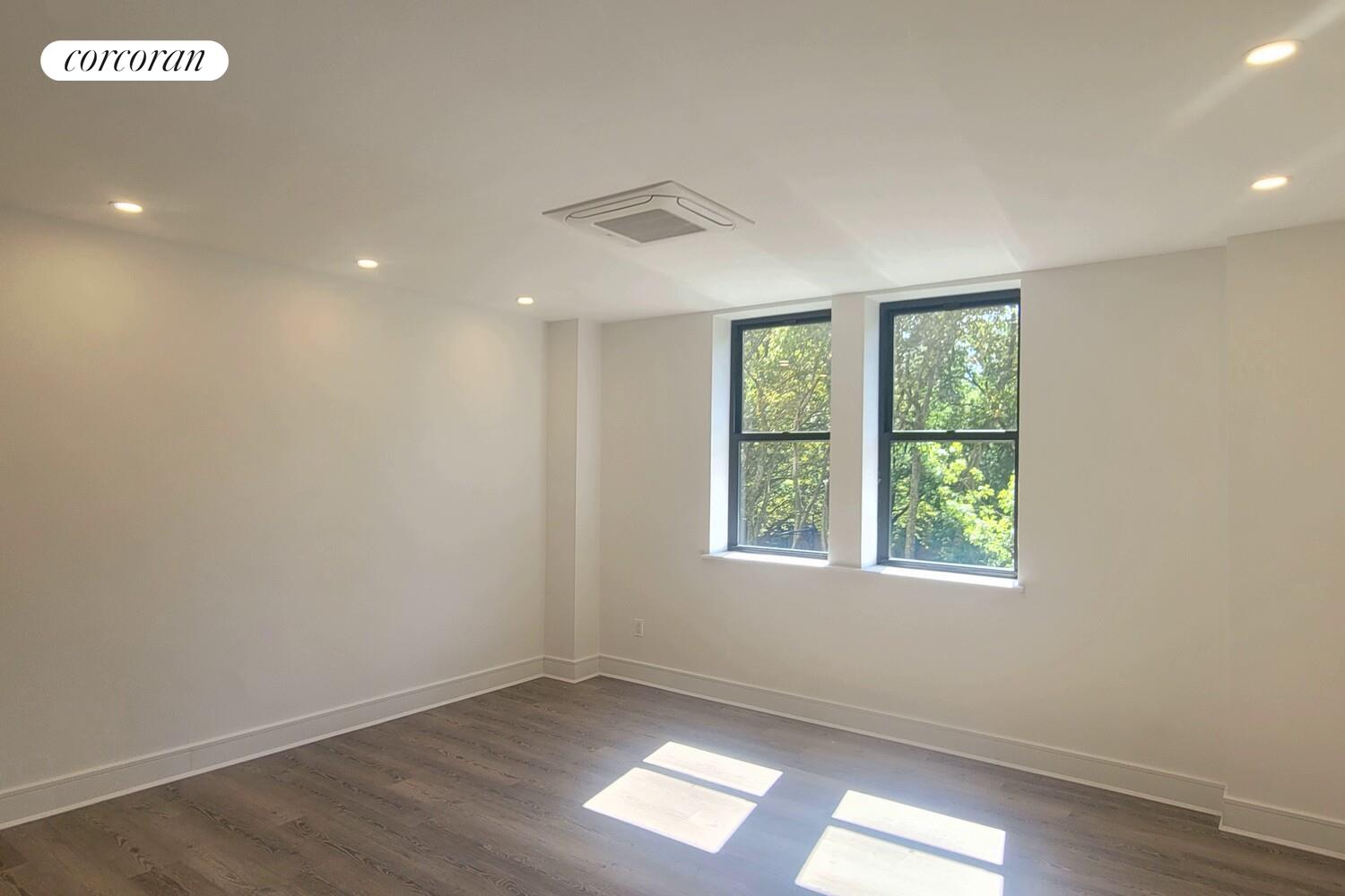 #19 photo, New York City, Upper West Side , NY 10024