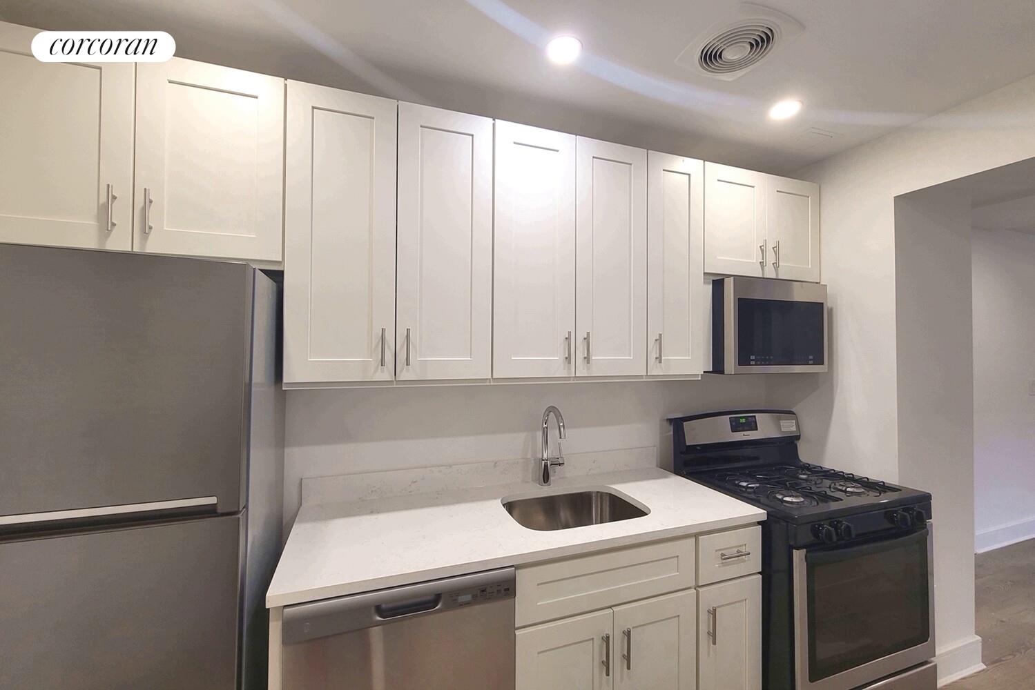 #19 photo, New York City, Upper West Side , NY 10024