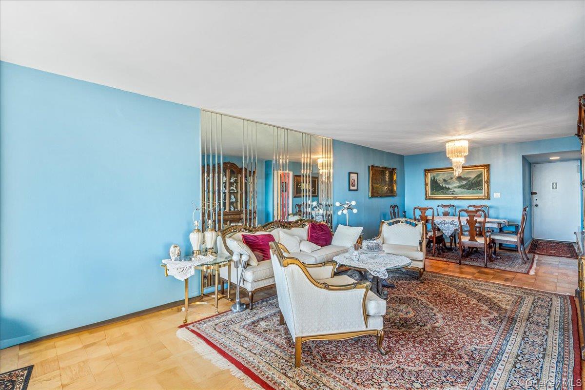 #6 photo, 110-11 Queens Boulevard, Forest Hills , NY 11375