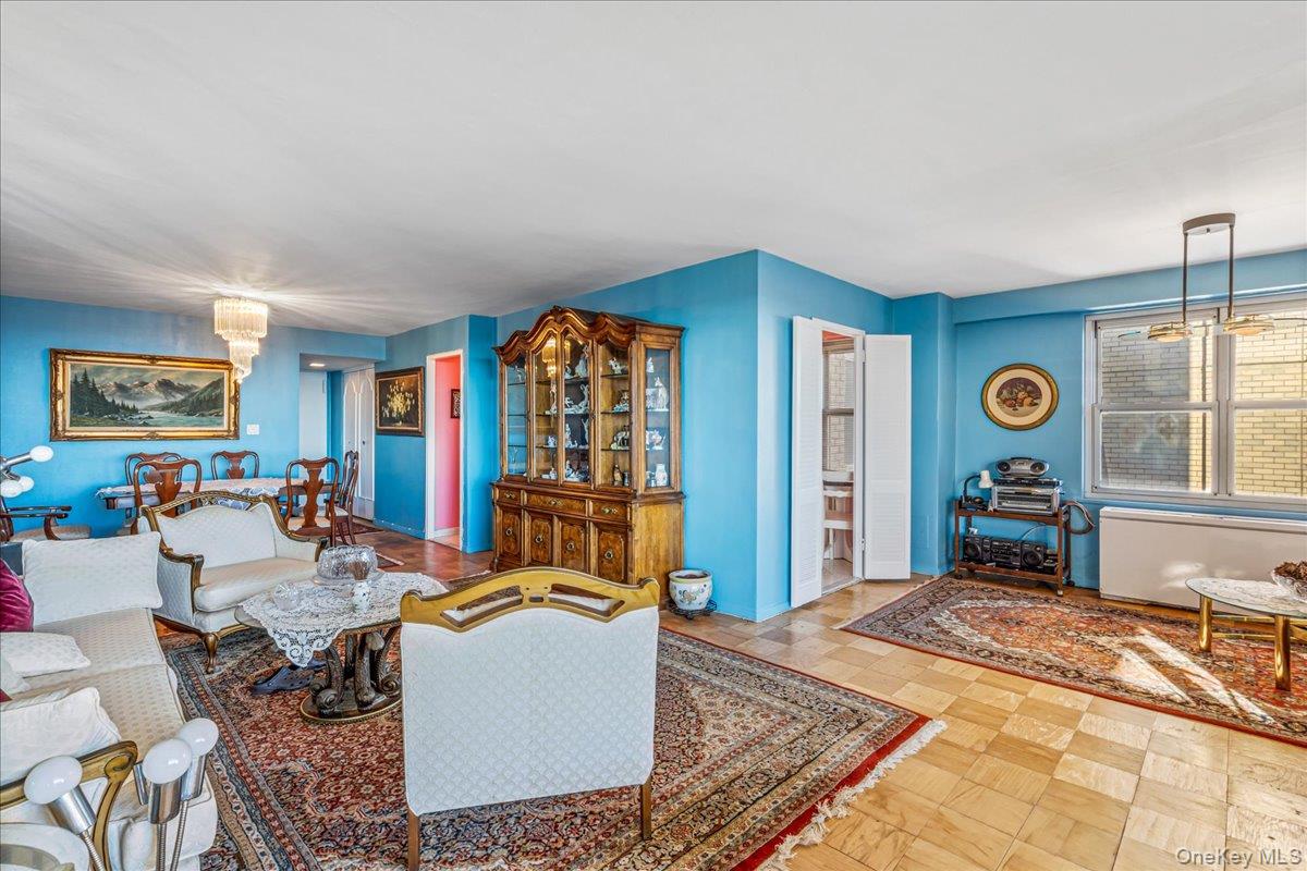 #9 photo, 110-11 Queens Boulevard, Forest Hills , NY 11375