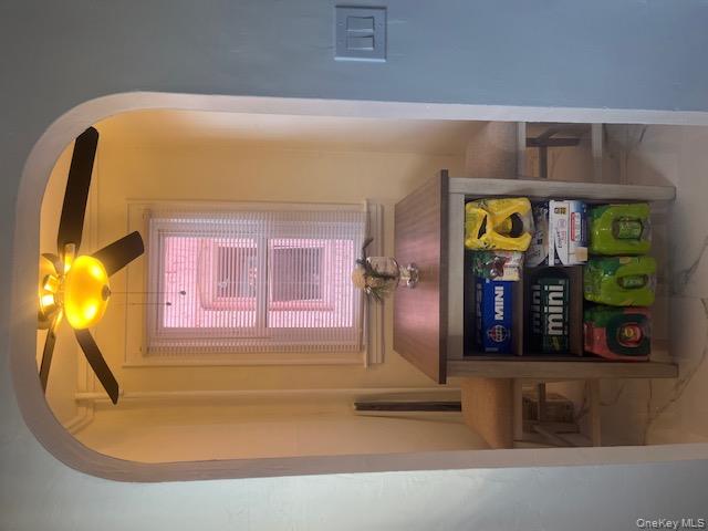 #20 photo, 107-35 E Van Wyck Expressway, Jamaica , NY 11435