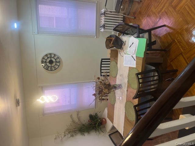 #6 photo, 107-35 E Van Wyck Expressway, Jamaica , NY 11435